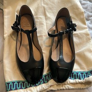 Tory Burch t-strap flats. 6.5